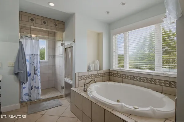 $450,000 | 439 Brahma Lane, Pioneer, TN 37847