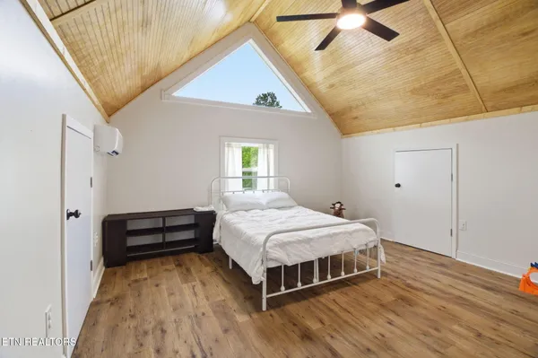 $450,000 | 439 Brahma Lane, Pioneer, TN 37847