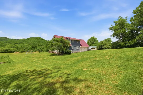 $450,000 | 439 Brahma Lane, Pioneer, TN 37847