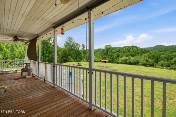 $450,000 | 439 Brahma Lane, Pioneer, TN 37847