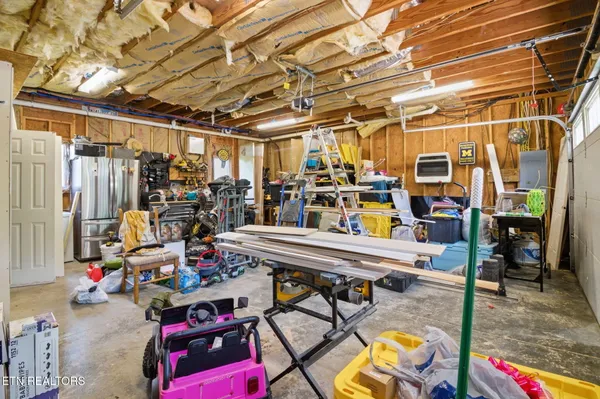$450,000 | 439 Brahma Lane, Pioneer, TN 37847