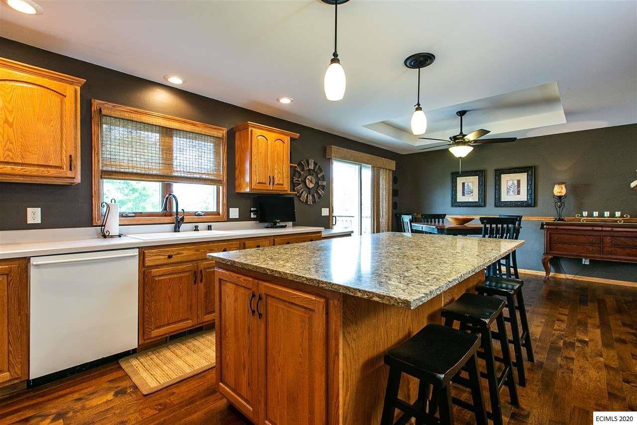 2333 Antler Ridge Drive Dubuque, IA 52002 - Photo 9 of 43 Gallery Image 9