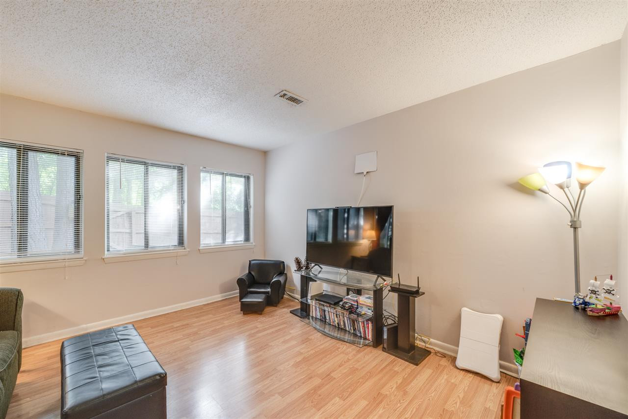 6006 Farm Gate Road Raleigh, NC 27606 - Photo 8 of 21 Photo 8