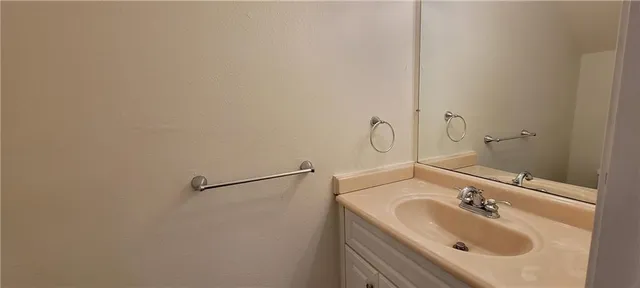 $1,400 | 4421 Lefkoe Street, Unit C, Metairie, LA 70006