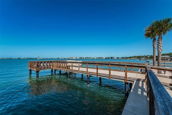 $450,000 | 100 Bluff View Drive, Unit 514C, Belleair Bluffs, FL 33770