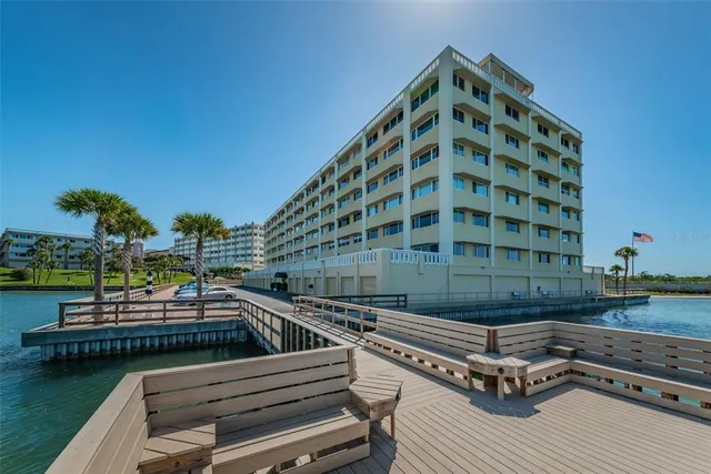 $450,000 | 100 Bluff View Drive, Unit 514C, Belleair Bluffs, FL 33770