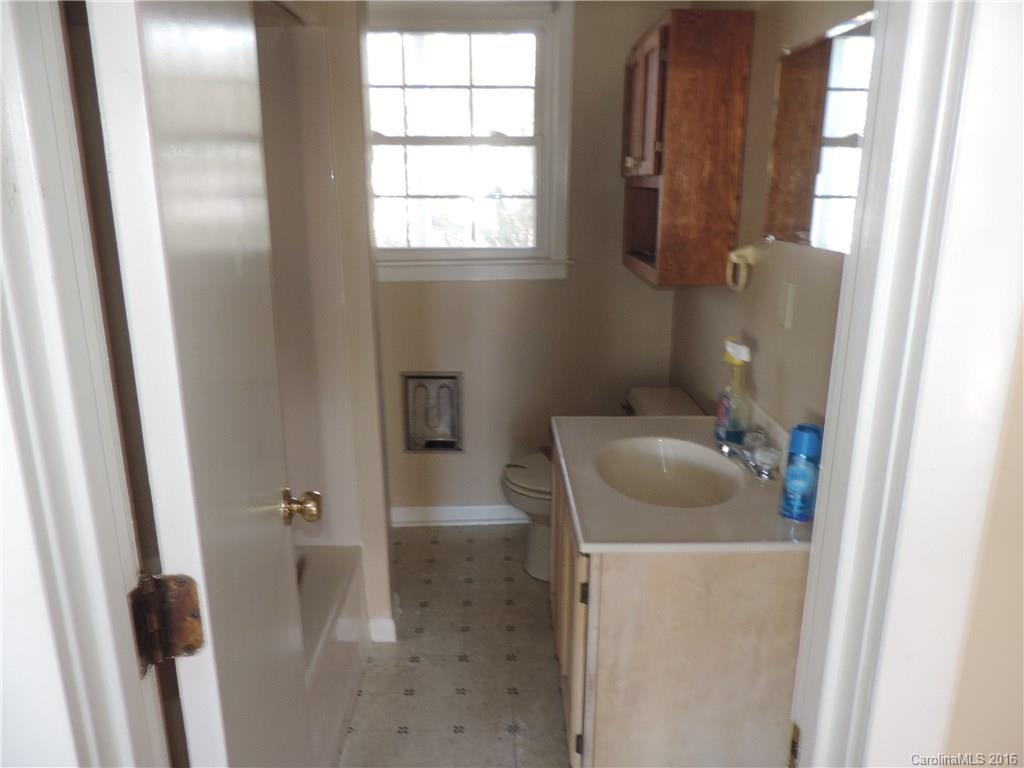 6241 Old Clyde Road Canton, NC 28716 - Photo 9 of 13 Gallery Image 9