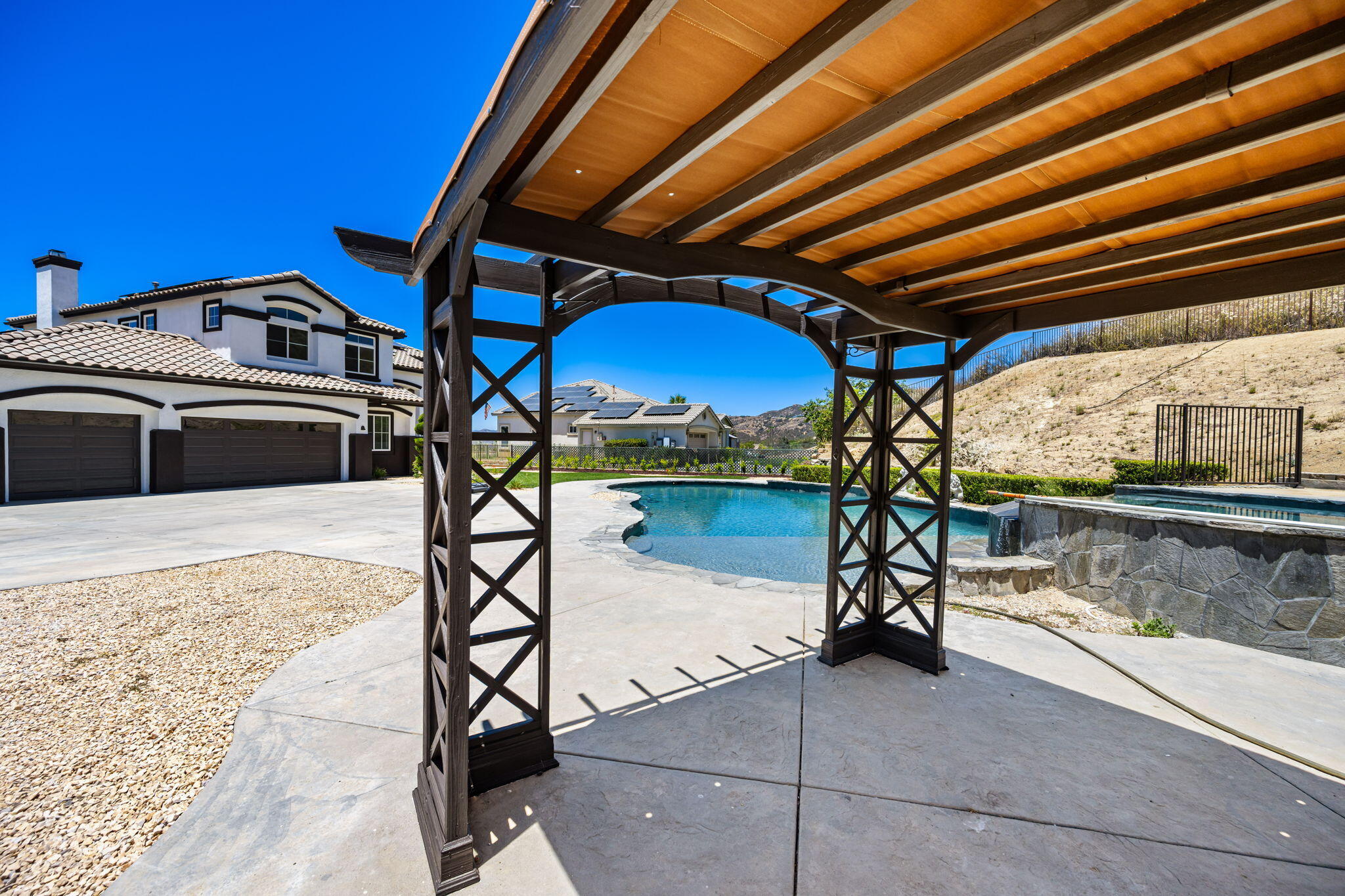 13435 Canyon Crest Road Yucaipa, CA 92399 - Photo 27 of 70 27-web-or-mls-GS_CanyonCrest_Miller_0726