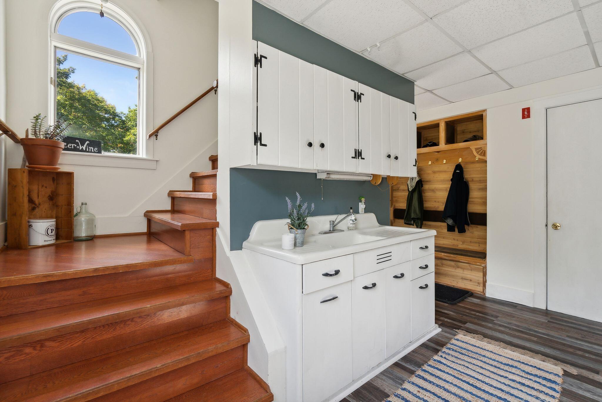 19 Benson Road Biddeford, ME 04005 - Photo 17 of 47 Mudroom