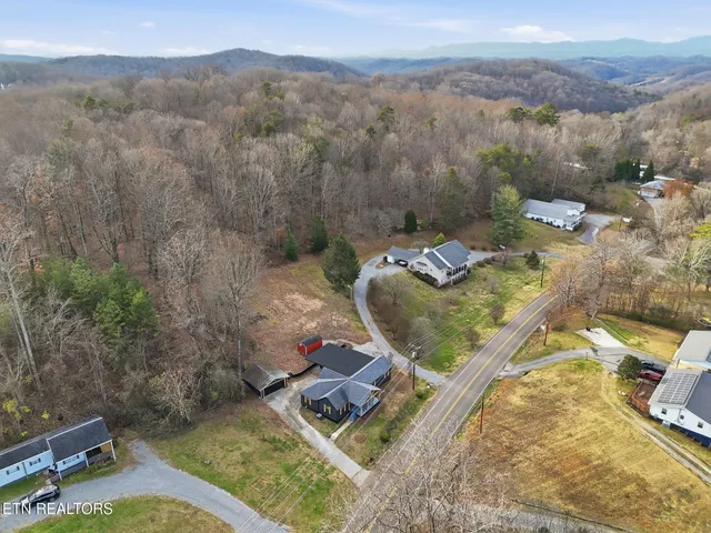 $574,900 | 8523 Heiskell Road, Powell, TN 37849