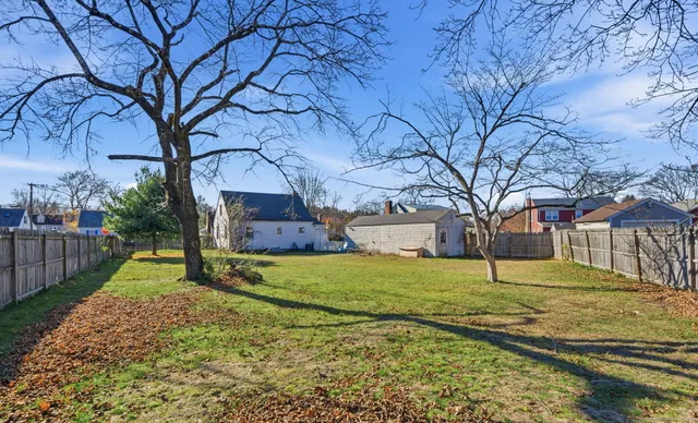 $289,900 | 43 Salem Road, Manchester, CT 06040