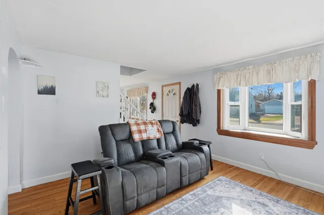 $289,900 | 43 Salem Road, Manchester, CT 06040