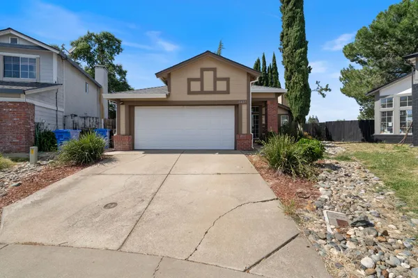 $538,000 | 6427 Canyon Creek Way, Elk Grove, CA 95758