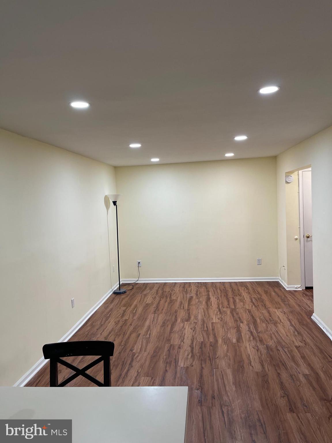 Living Room - new recess lighting