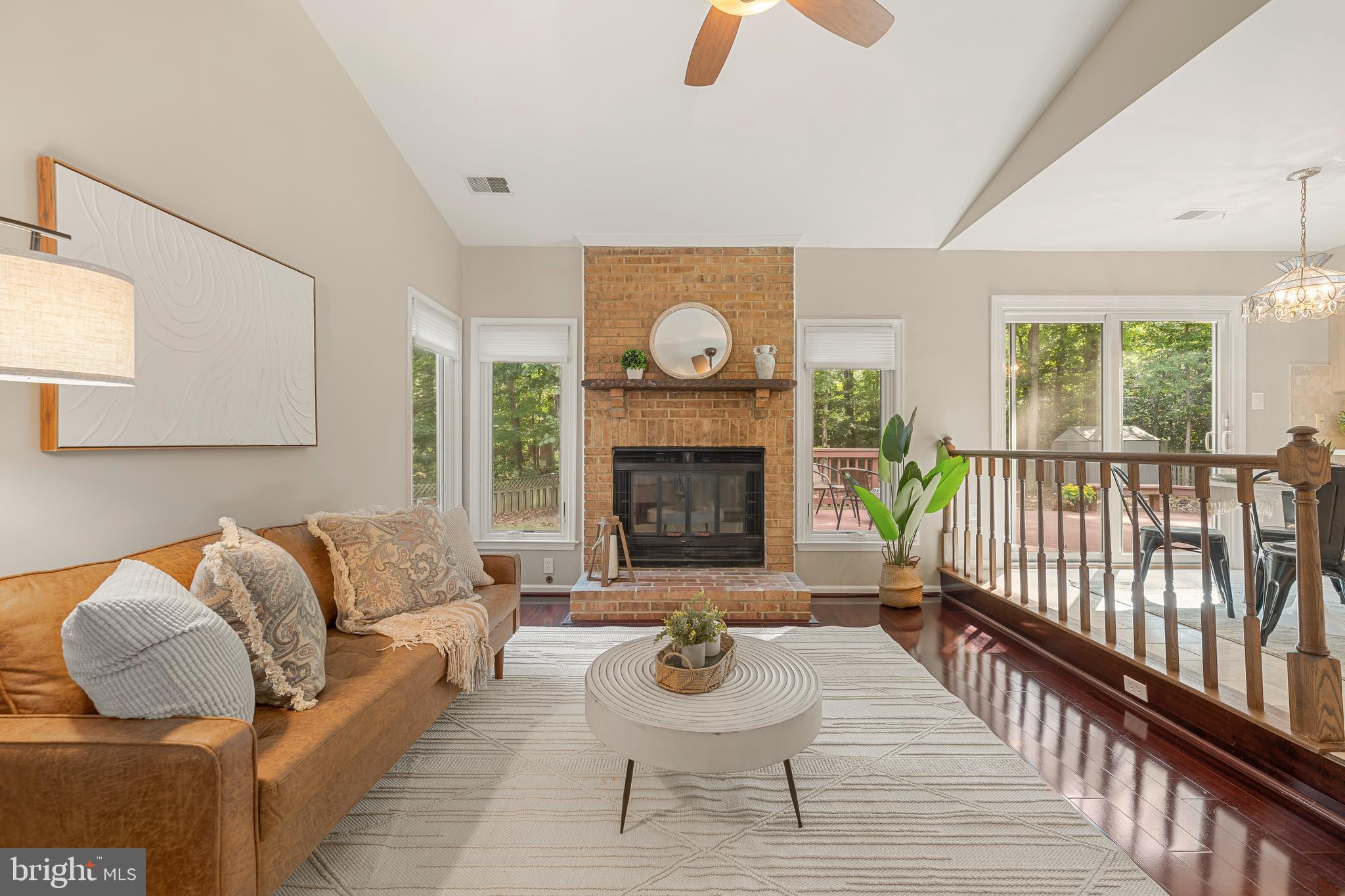 6552 Raftelis Road Burke, VA 22015 - Photo 3 of 54 Inviting Family Room
