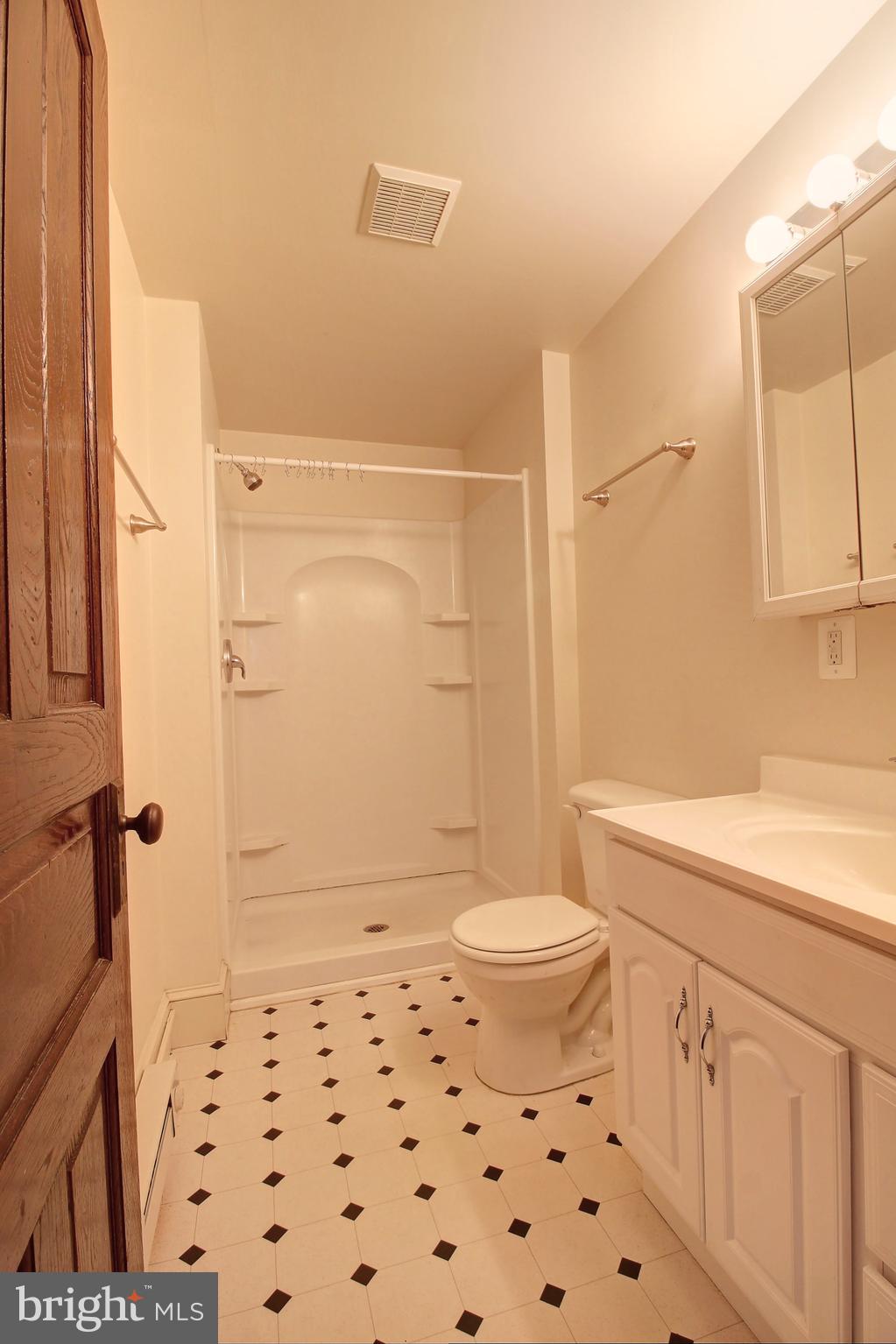 497 East Church Street, Unit 3 Frederick, MD 21701 - Photo 4 of 15 FULL BATH