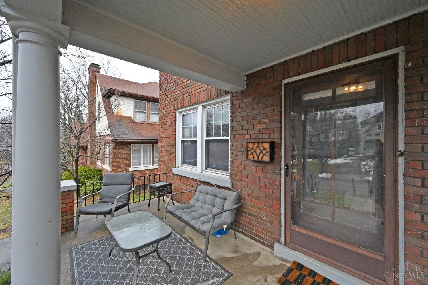 6140 Tulane Road Cincinnati, OH 45212 - Photo 4 of 51