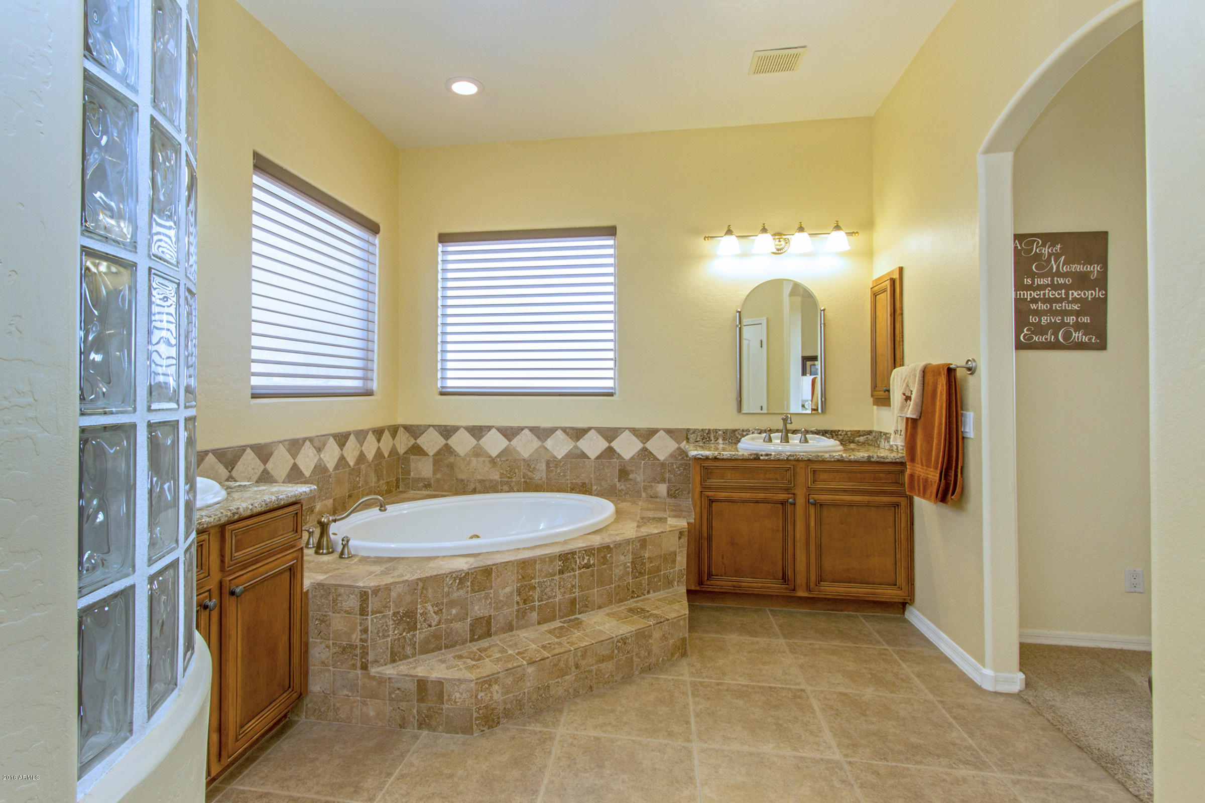 2347 East Carlise Road Phoenix, AZ 85086 - Photo 15 of 53 MasterBathRm_2380