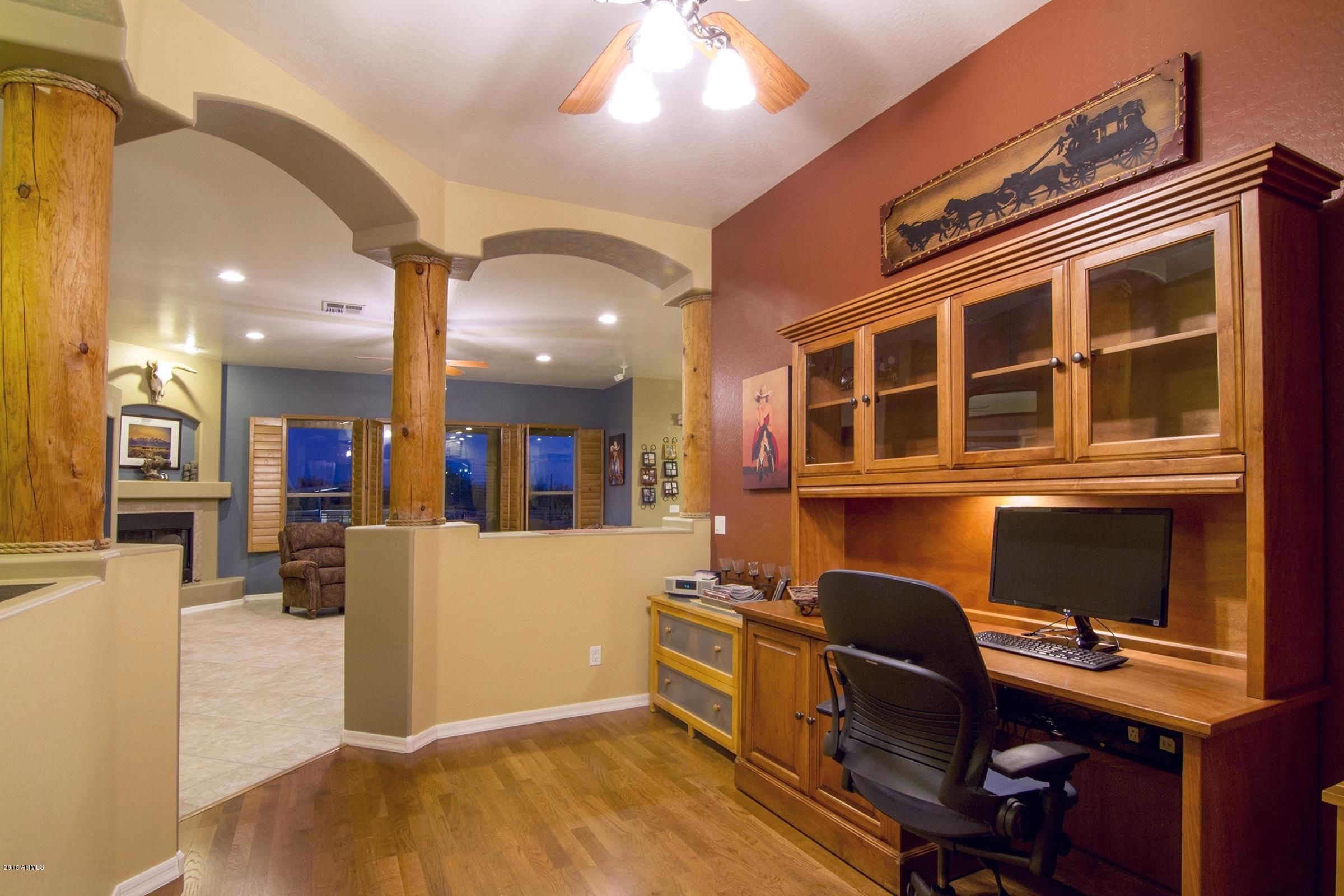 2347 East Carlise Road Phoenix, AZ 85086 - Photo 38 of 53 Office_0511