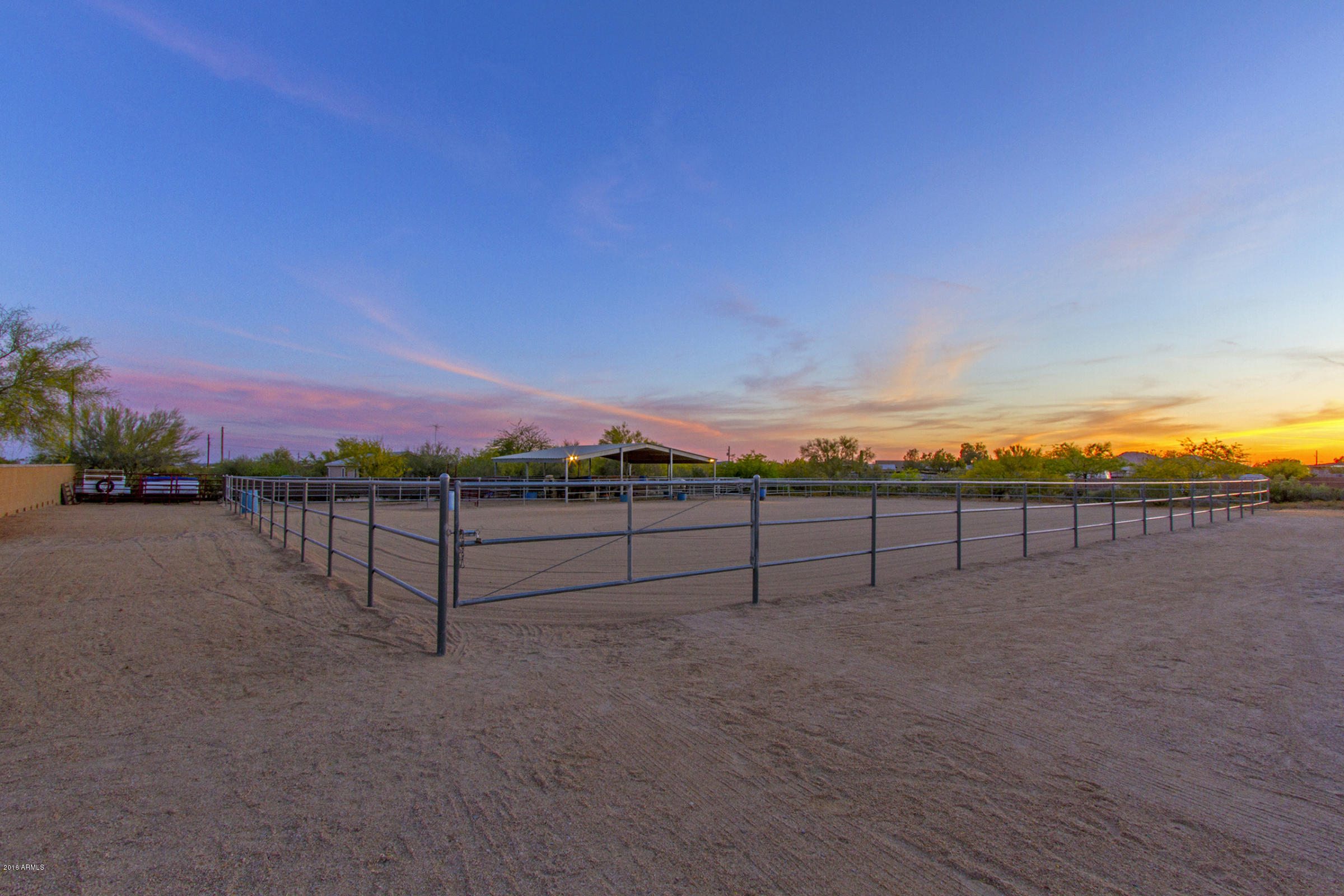 2347 East Carlise Road Phoenix, AZ 85086 - Photo 44 of 53 Corral_2637