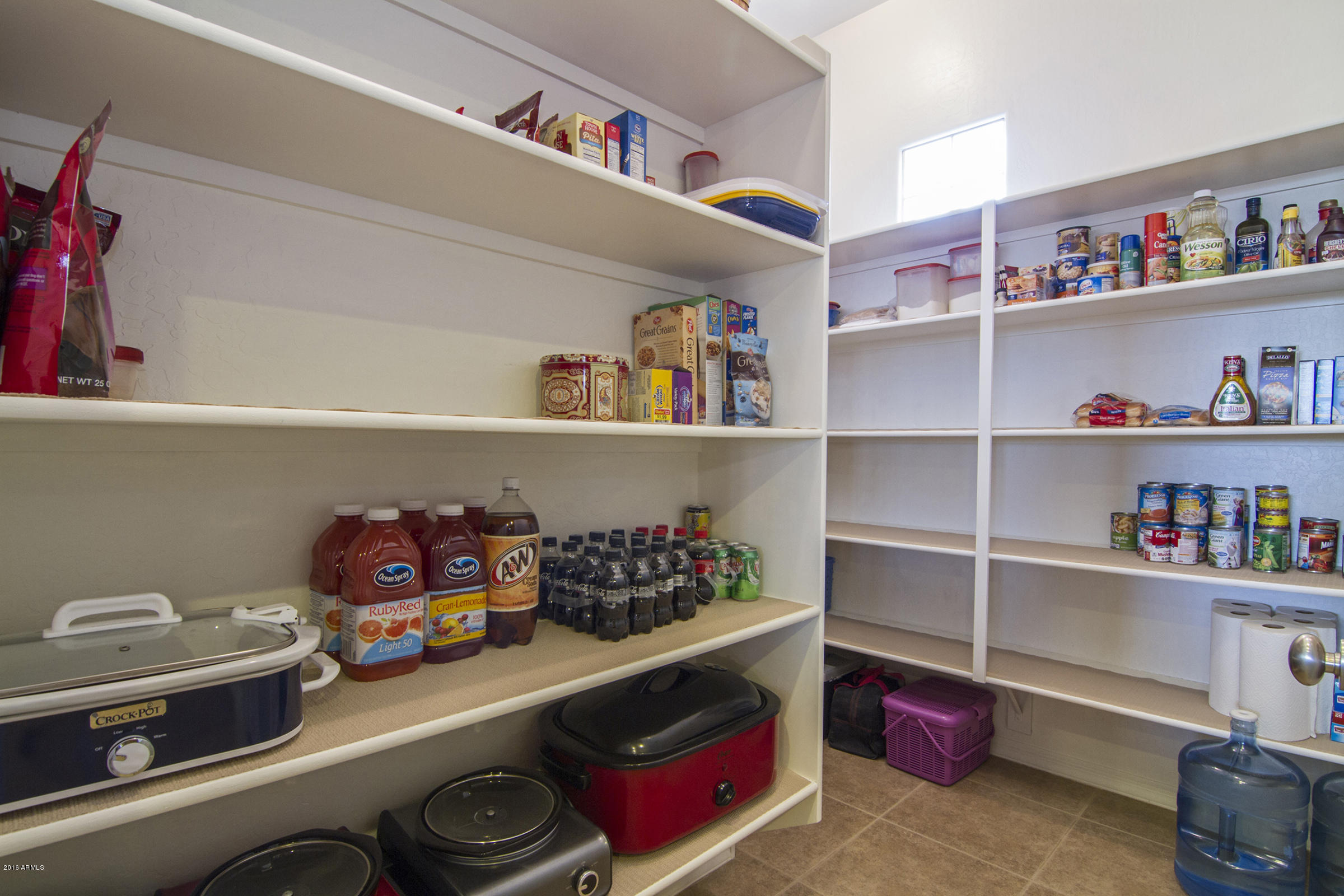 2347 East Carlise Road Phoenix, AZ 85086 - Photo 9 of 53 Pantry_0138