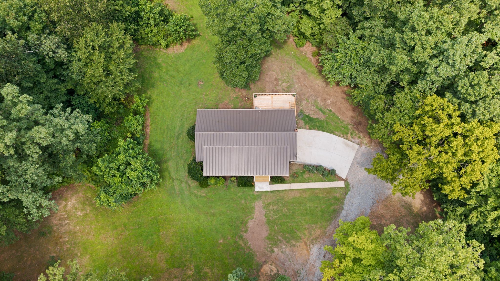 1330 Promise Land Road Charlotte, TN 37036 - Photo 8 of 66 Gallery Image 8