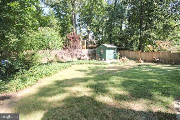9007 Eton Road Silver Spring, MD 20901 - Photo 29 of 30 Backyard
