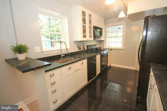 9007 Eton Road Silver Spring, MD 20901 - Photo 9 of 30 Kitchen