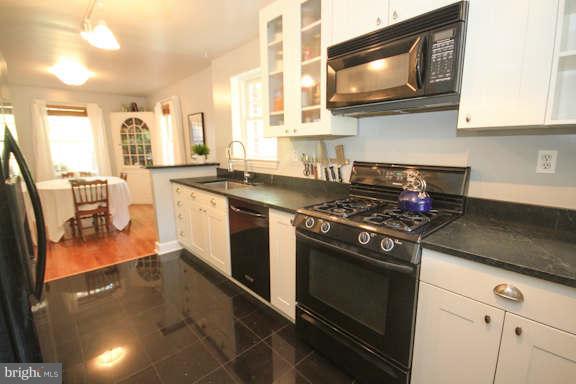 9007 Eton Road Silver Spring, MD 20901 - Photo 10 of 30 Kitchen