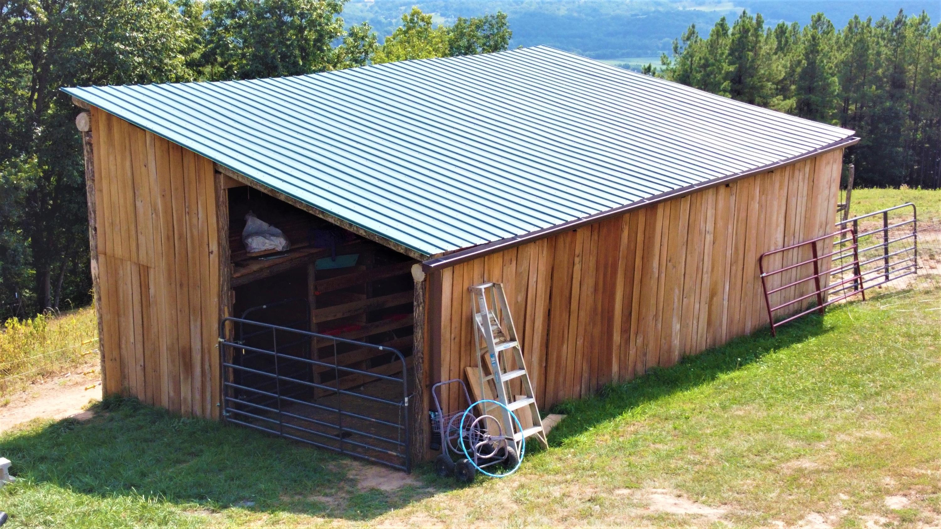 688 Blain Road Buchanan, VA 24066 - Photo 33 of 45 Barn