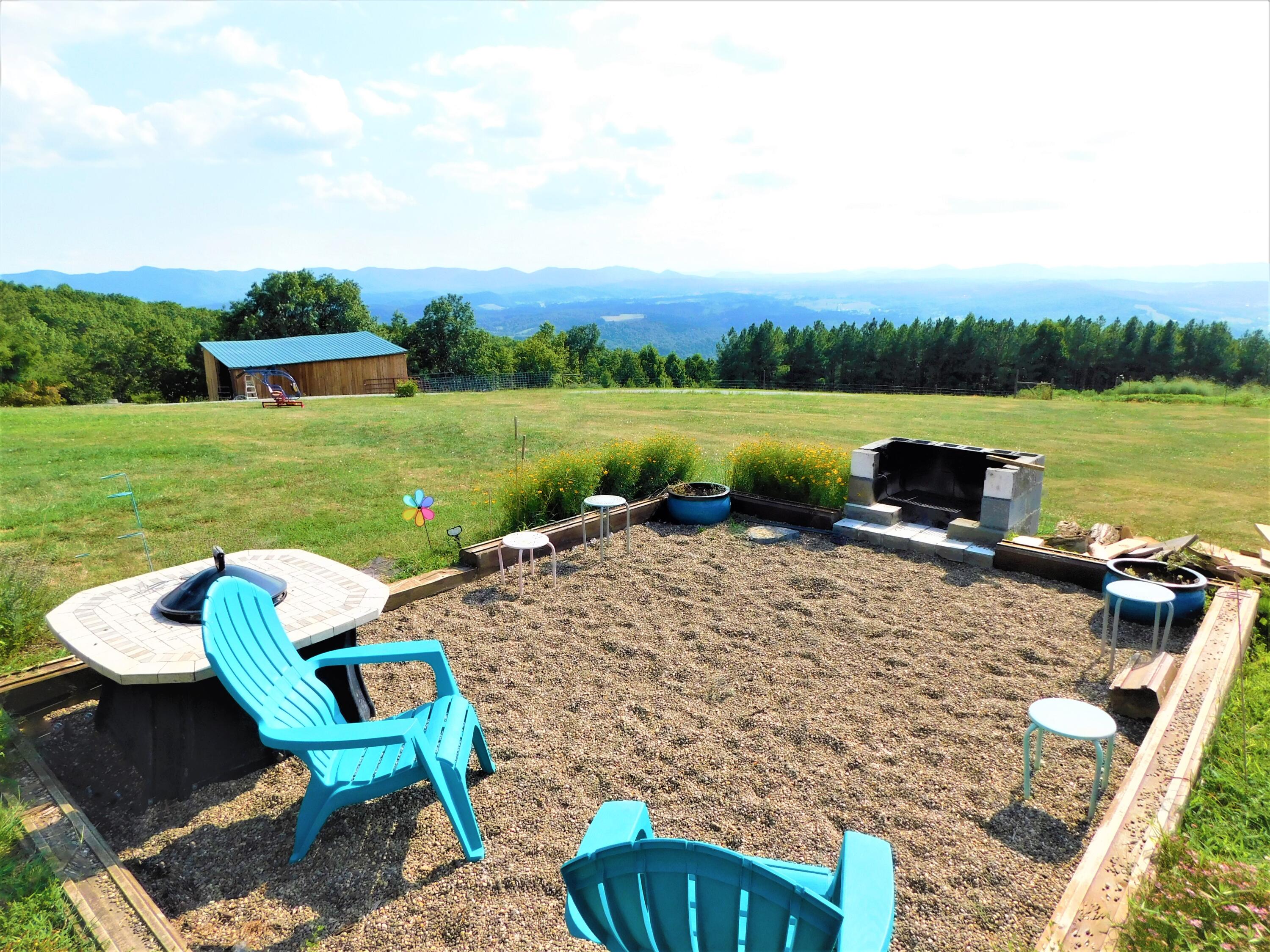 688 Blain Road Buchanan, VA 24066 - Photo 39 of 45 Firepit