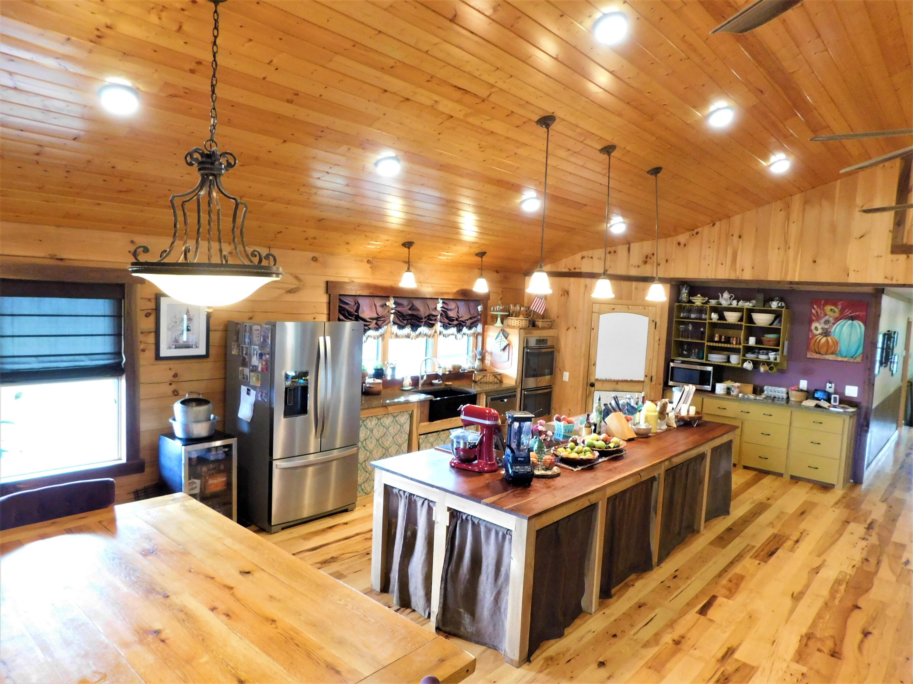 688 Blain Road Buchanan, VA 24066 - Photo 7 of 45 2