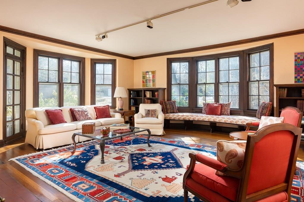 261 Clinton Road Brookline, MA 02445 - Photo 7 of 22