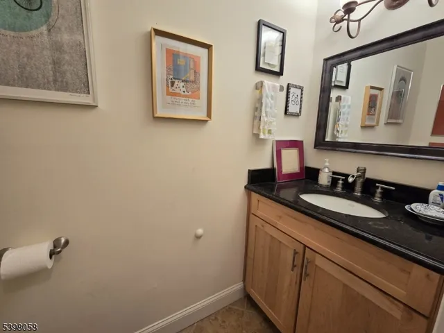 $3,800 | 87 East Main Street, Unit 87B, Mendham, NJ 07945