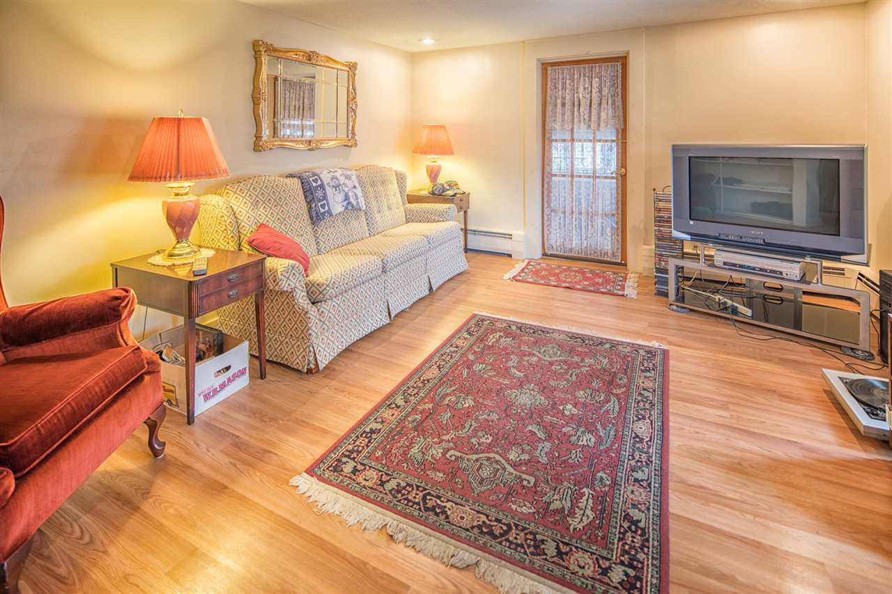 18 Lagasse Street Rochester, NH 03867 - Photo 5 of 24
