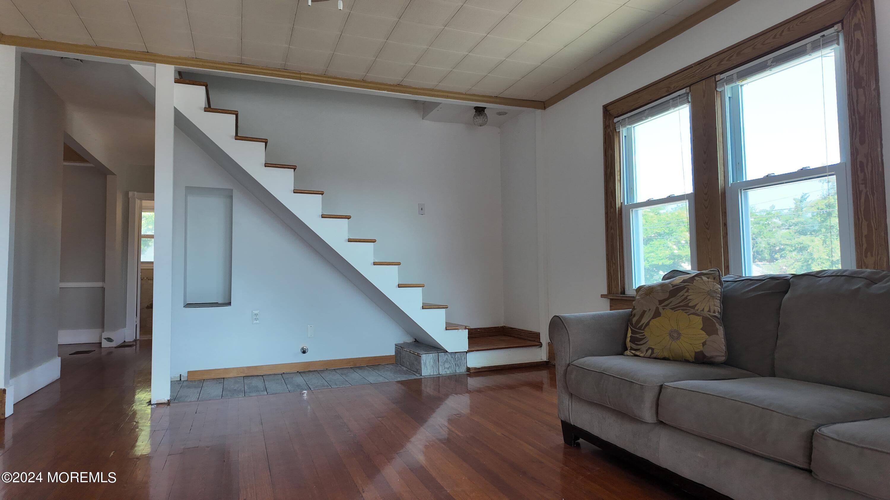 600 Anglesea Avenue Ocean Gate, NJ 08740 - Photo 5 of 20 dji_mimo_20240801_101658_20240801101657_