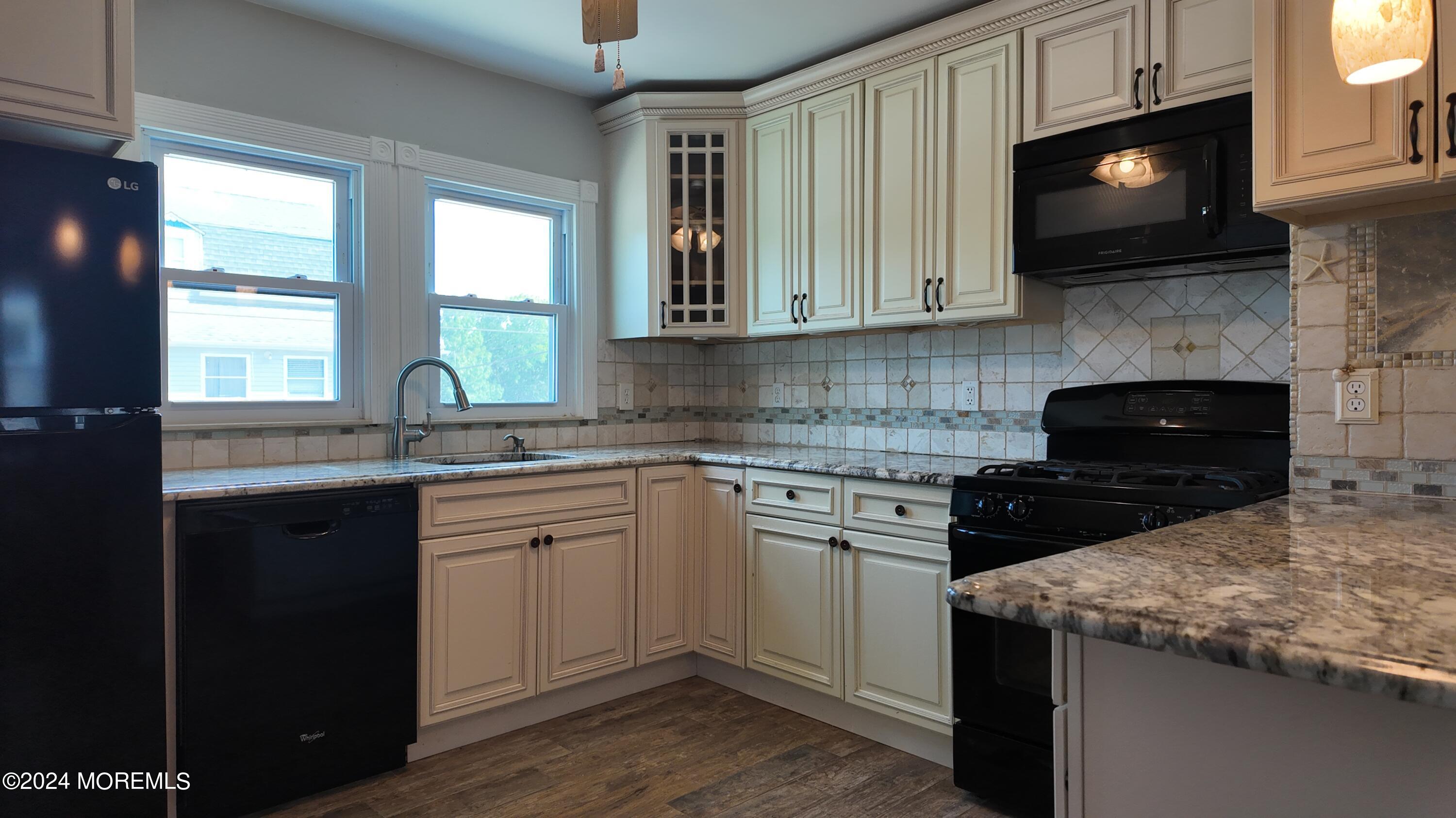 600 Anglesea Avenue Ocean Gate, NJ 08740 - Photo 8 of 20 dji_mimo_20240801_101848_20240801101847_