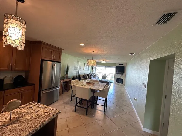 $3,600 | 2100 North Peninsula Avenue, Unit 3050, New Smyrna Beach, FL 32169