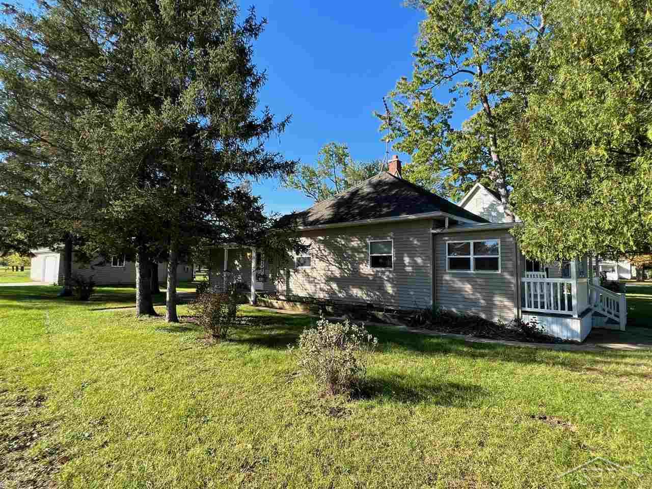 2525 Center Road Caro, MI 48723 - Photo 28 of 30 50058389-27.JPG