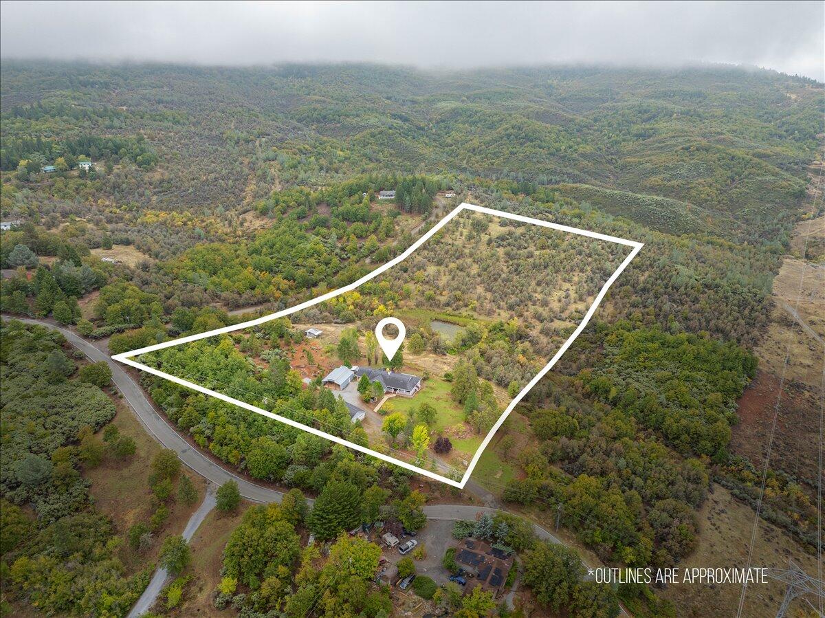 30153 Frisby Road Oak Run, CA 96069 - Photo 2 of 56 a view of a tennis court