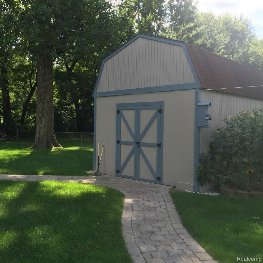 15134 Merriman Road Livonia, MI 48154 - Photo 29 of 34 SHED