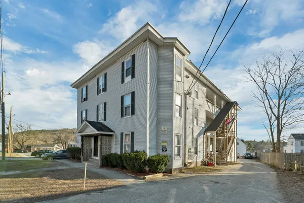 $1,700,000 | 25 School Street, Bristol, NH 03222