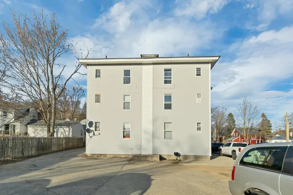 $1,700,000 | 25 School Street, Bristol, NH 03222