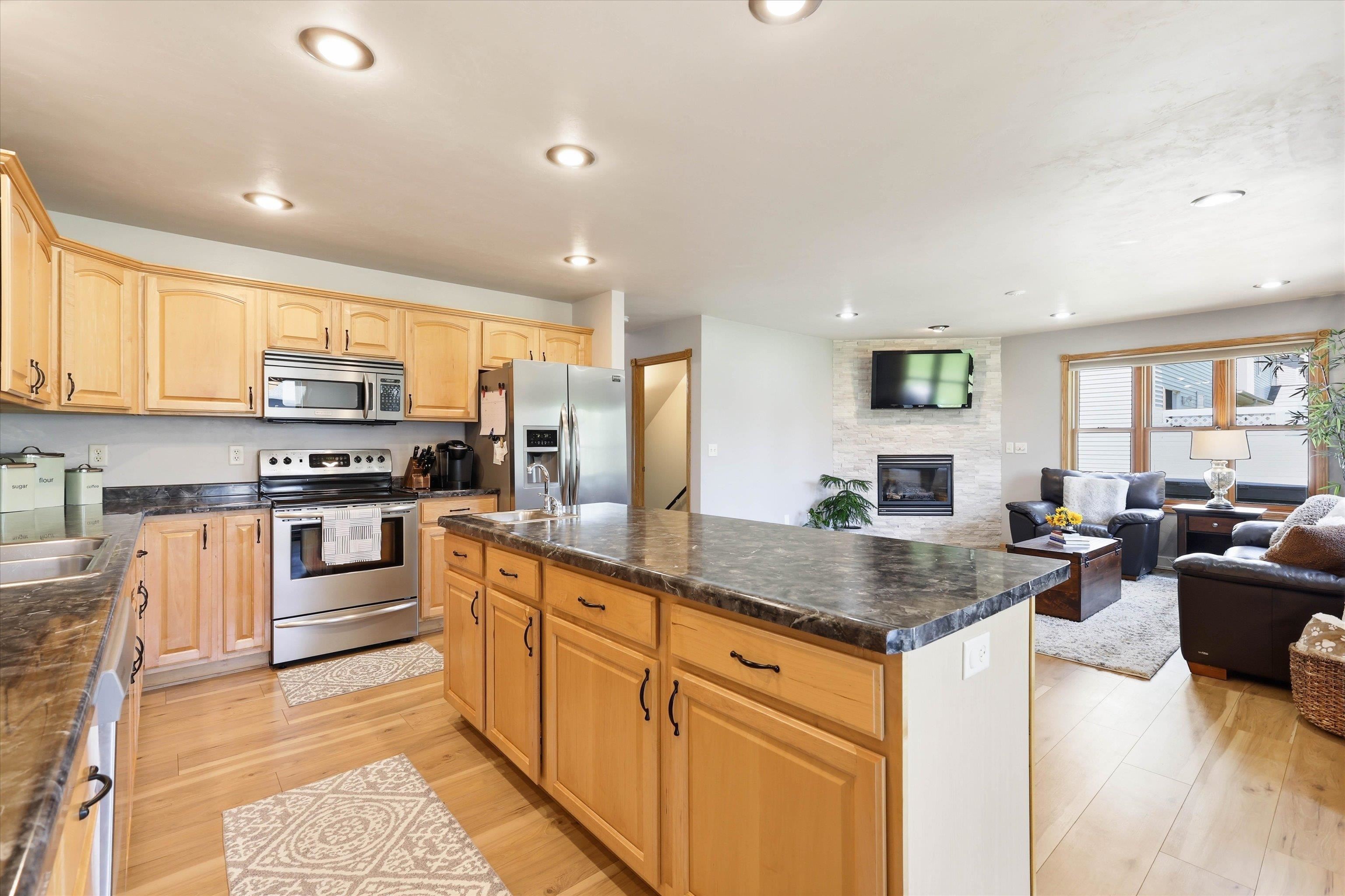 4816 North Apple Road Appleton, WI 54913 - Photo 11 of 41