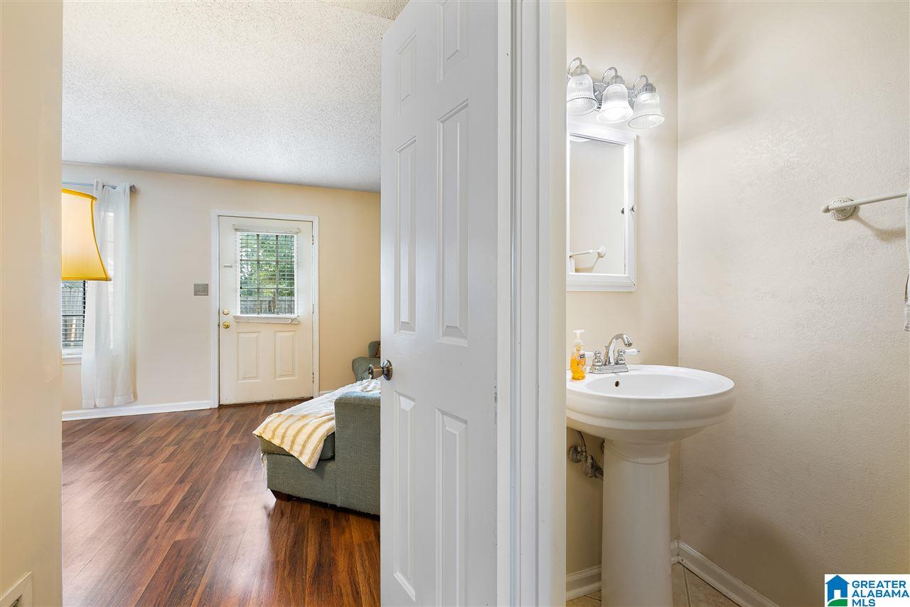 8612 Bryson Lane Leeds, AL 35094 - Photo 11 of 22