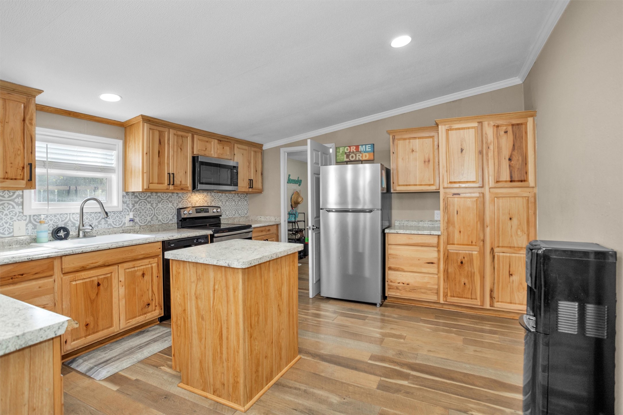 14604 Hasara Lane Willis, TX 77378 - Photo 18 of 50