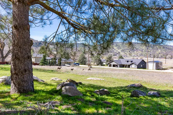 $679,900 | 29541 Butterfield Way, Tehachapi, CA 93561