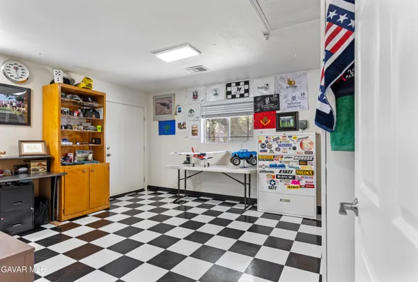 $679,900 | 29541 Butterfield Way, Tehachapi, CA 93561