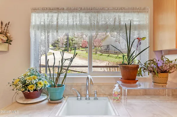 $679,900 | 29541 Butterfield Way, Tehachapi, CA 93561