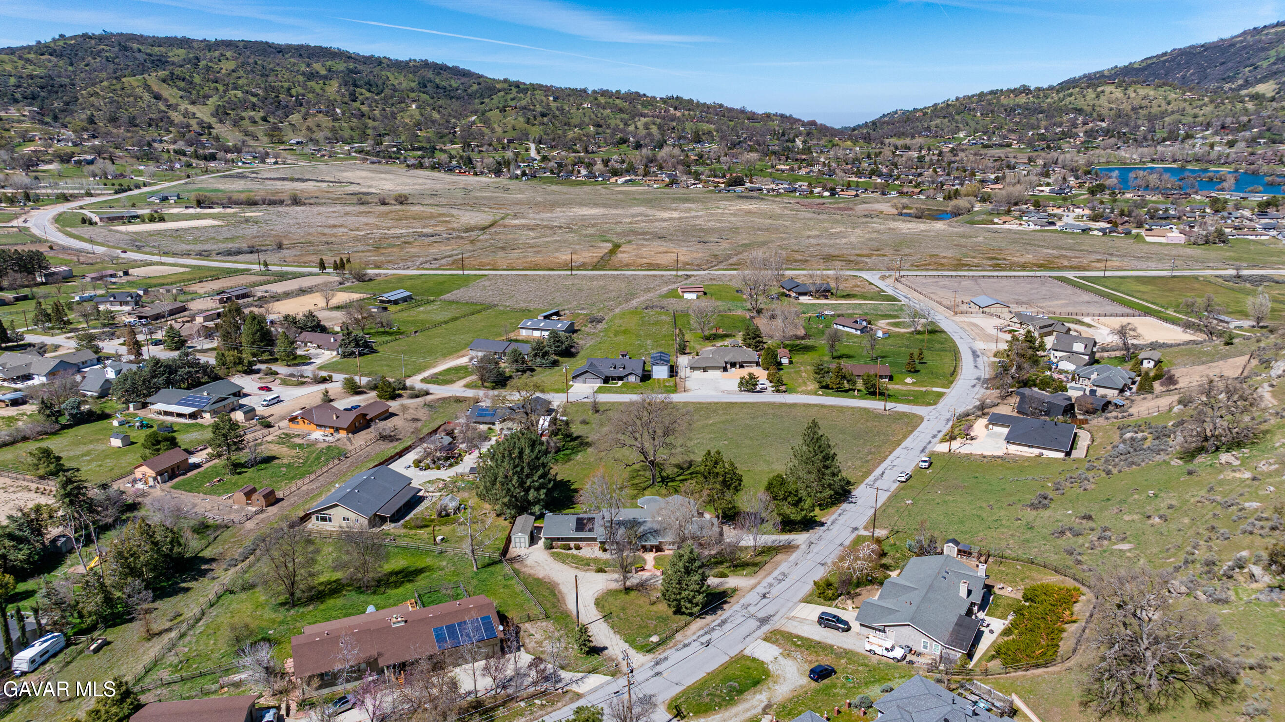 29541 Butterfield Way Tehachapi, CA 93561 - Photo 8 of 101 DJI_20260317125240_0033_D